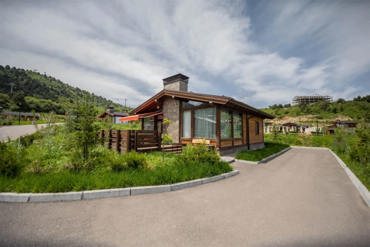 Deluxe Quadruple Chalet