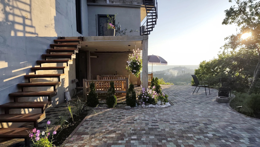 Sionetta Villa Apartments