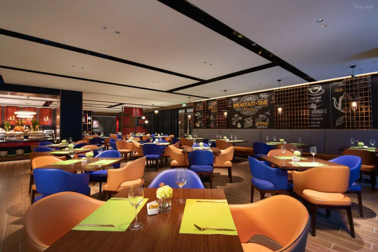 Hampton by Hilton Beijing Guomao CBD Hotel