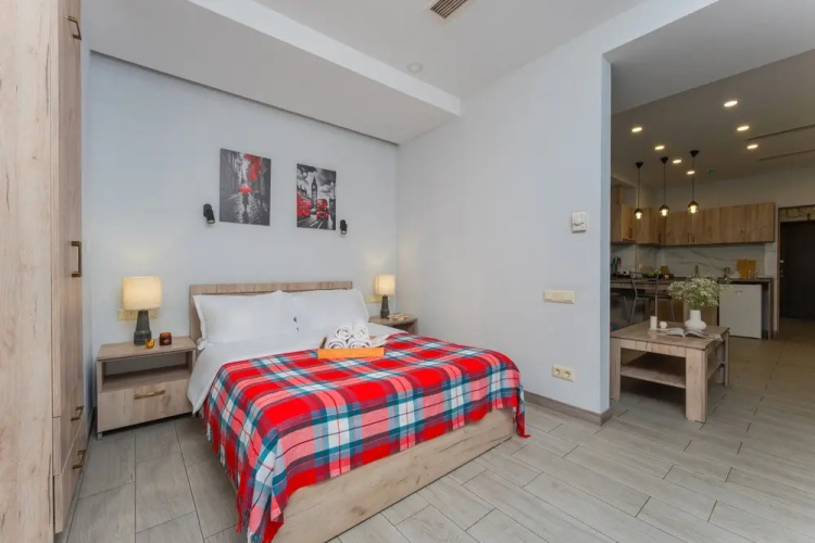 On Koghbatsi 16-4 Apartments