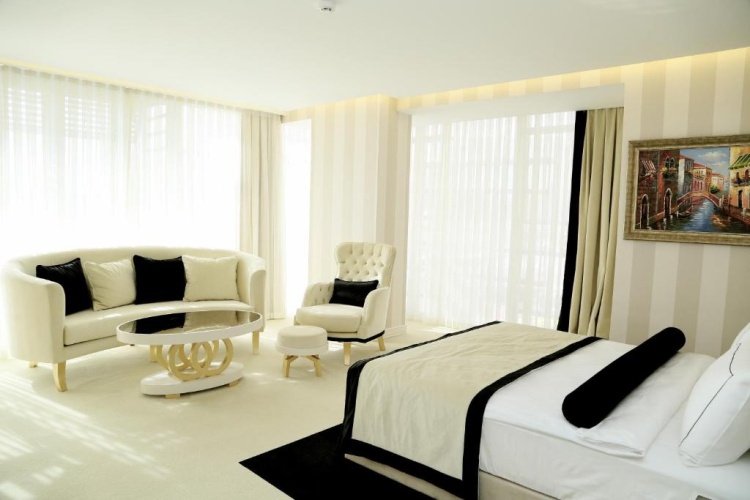 Terrace Suite