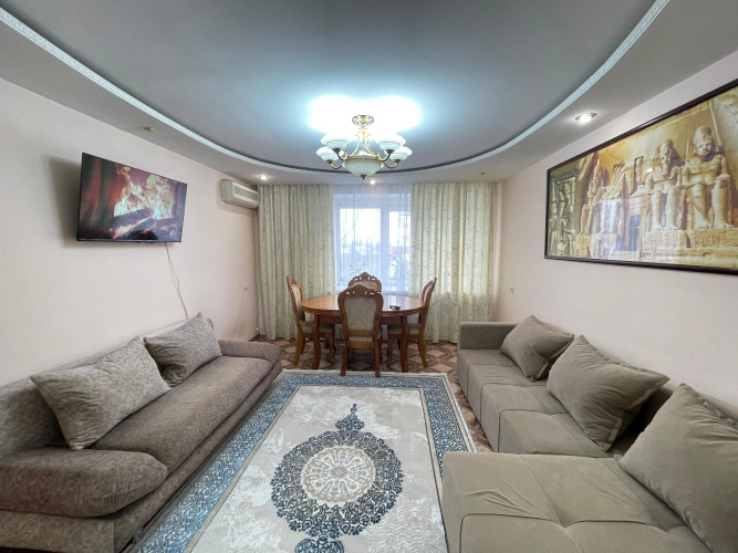 Uyutnaya Trekhkomnatnaya V Tsenre Goroda Flat