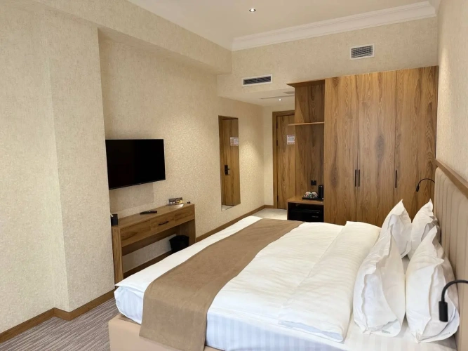 Superior Double room with city view
