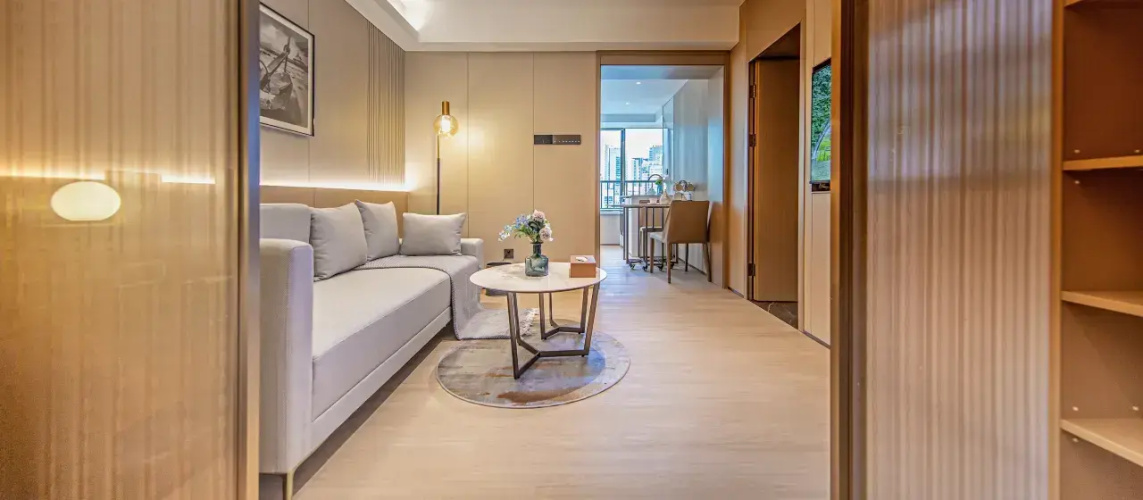 2 Bedrooms Apartment with city view