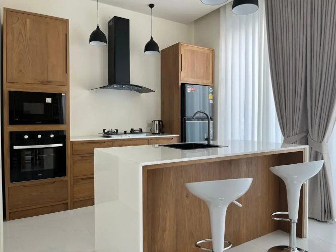 Level Villas, Villa
