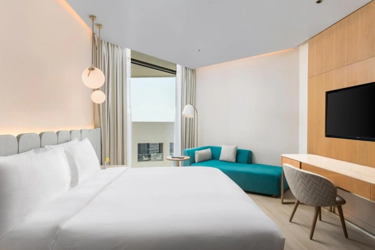 1 Bedroom Suite with view