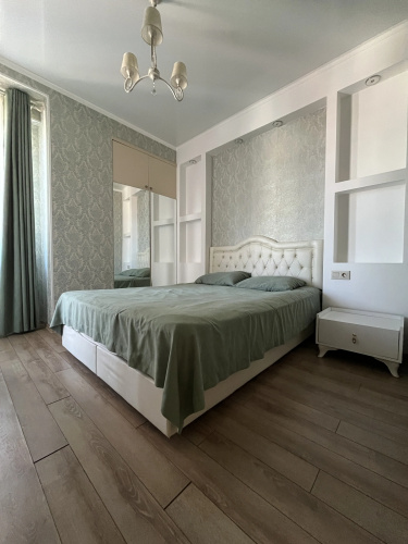 Chetyrekhmestnye s Balkonom Apartments