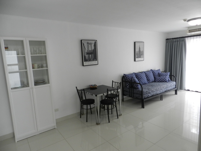 1 Bedroom Quadruple Apartment with balcony and with pool view