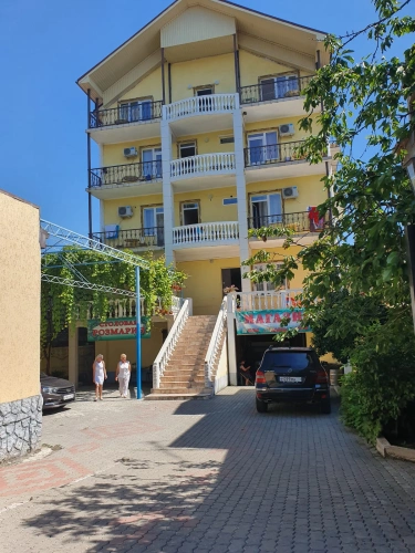 3 Bedrooms Standard Apartment with balcony and with mountain view