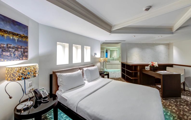 Superior Double Duplex Suite