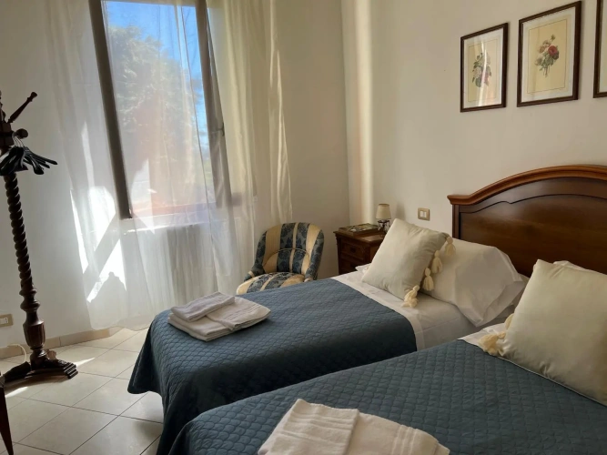 2 Bedrooms Apartment with garden view