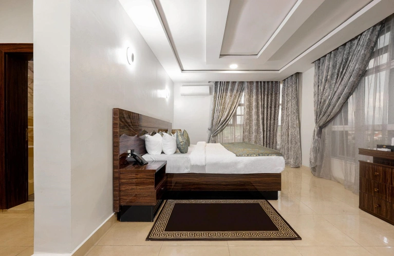 Executive Suite with balcony and with pool view
