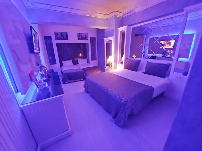 Economy Triple room