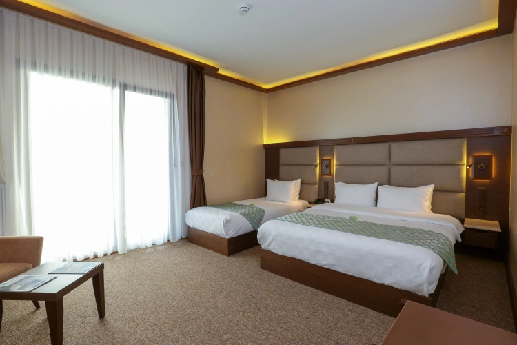Standard Triple room with balcony