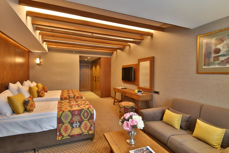 Superior Quadruple room