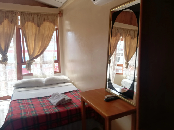 Edgar Parraga Hostel