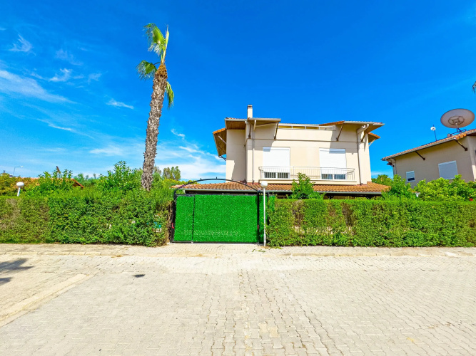 Paradise Town Hazel Villa