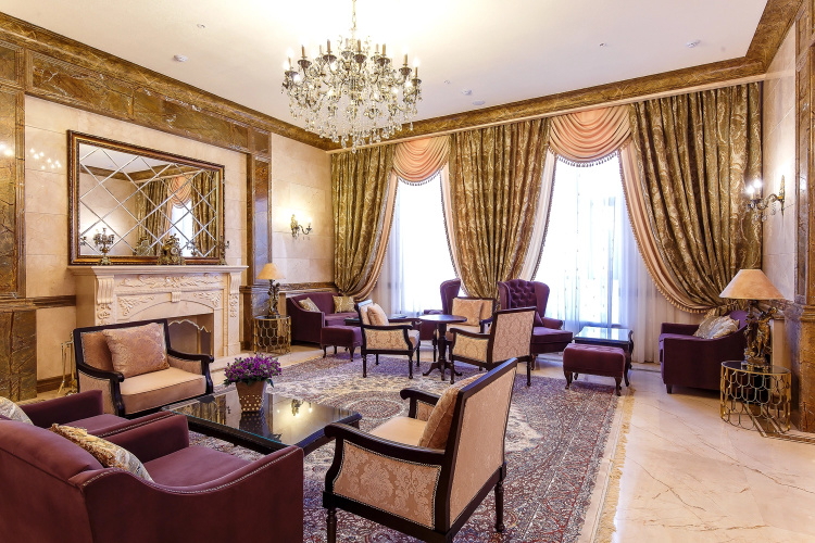 Alanda Hotel