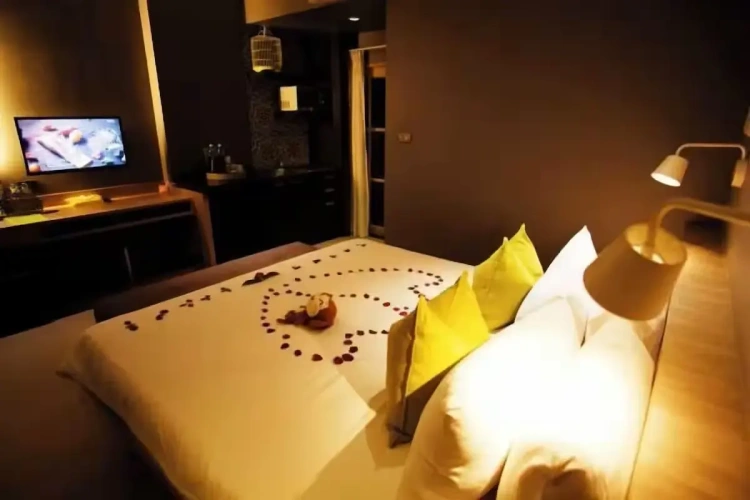 Deluxe Double room with balcony and with city view
