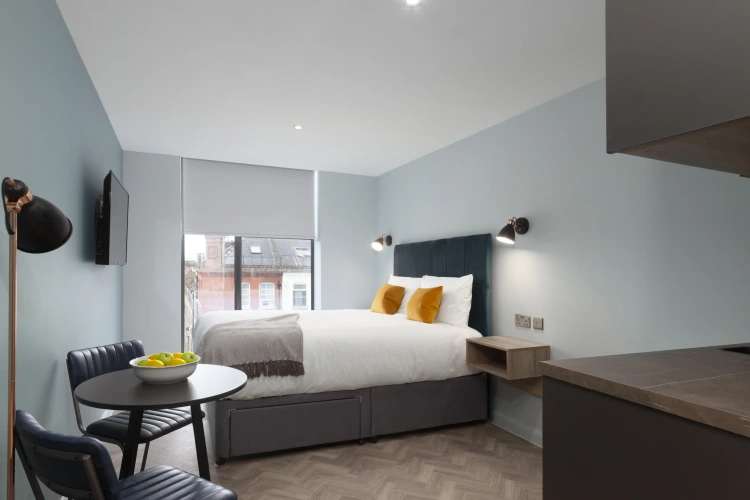 Standard Double Suite
