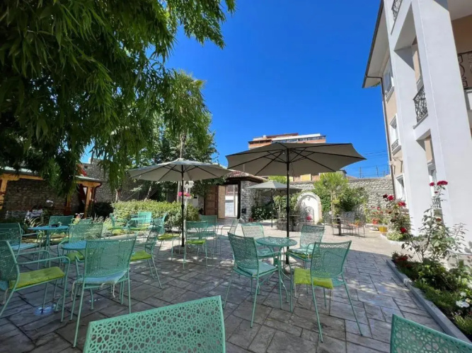 Treva Hotel