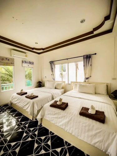 Quintuple Family Suite with balcony and with sea view