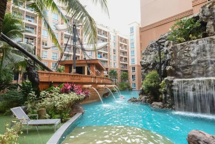 Atlantis Condo Resort Flat