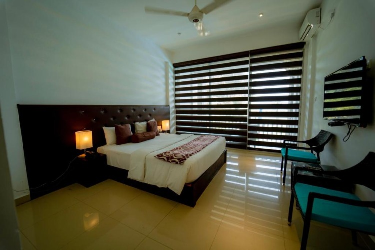 Deluxe Double room with balcony and with sea view