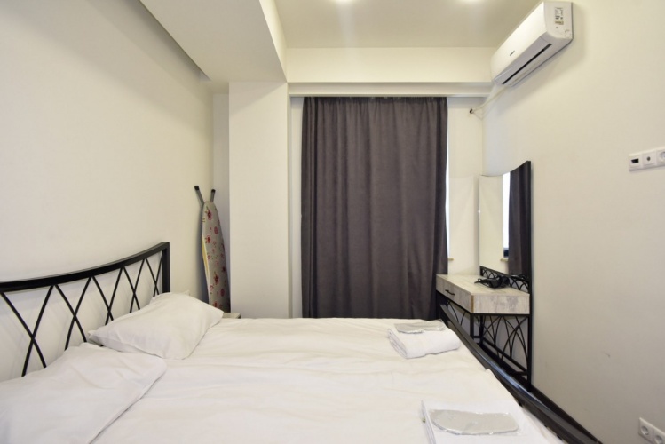 1 Bedroom Apartment with balcony and with city view
