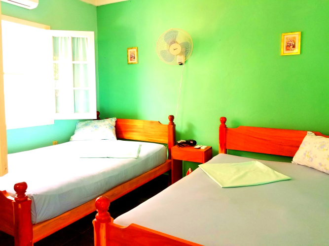 Casa Yakelin Mini-Hotel