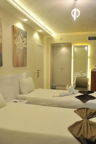 Standard Triple room with balcony
