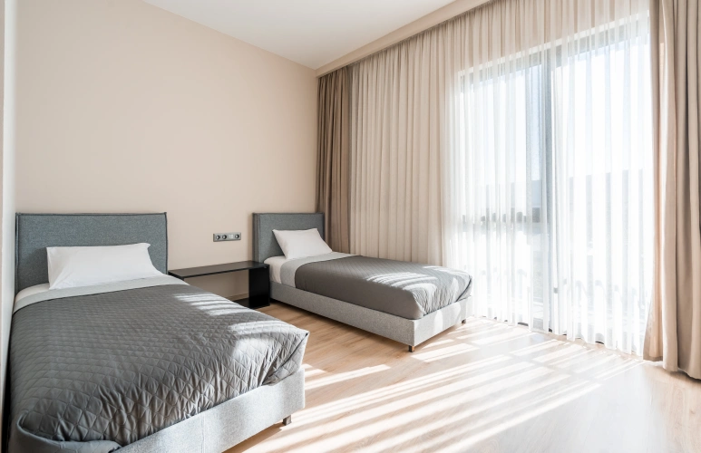 Standard Twin room with balcony