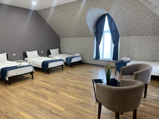 Classic Quadruple room
