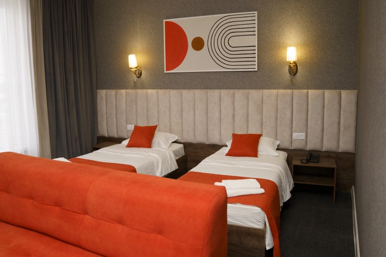 Double Suite
