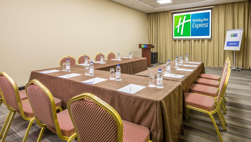 Holiday Inn Express Dubai Jumeirah photo 13