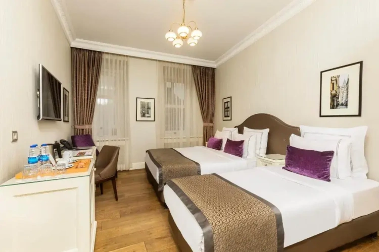 Deluxe Triple room