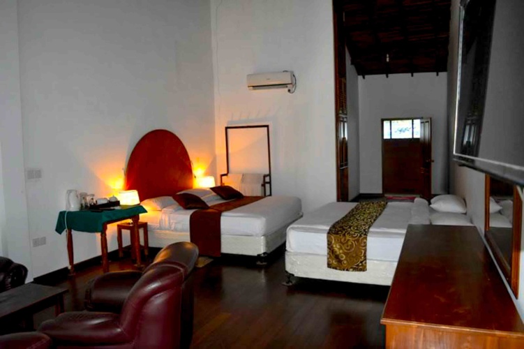 Standard Triple Family room