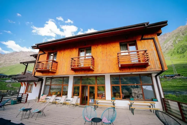 Alpenhaus Hotel Kazbegi
