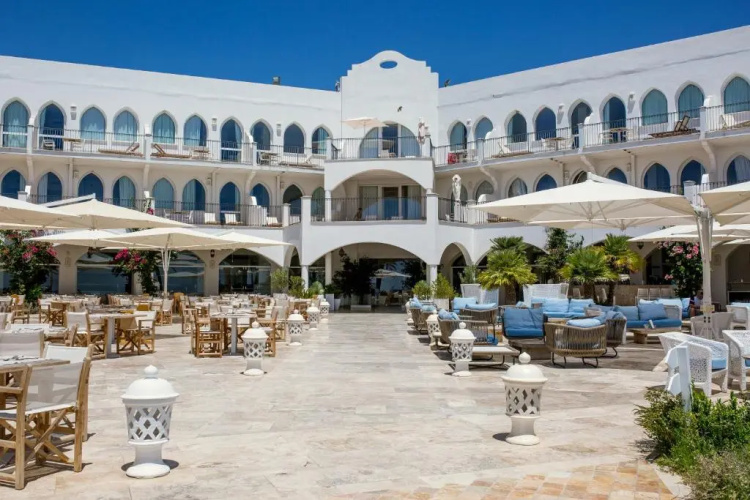 Falkensteiner Resort Capo Boi Hotel