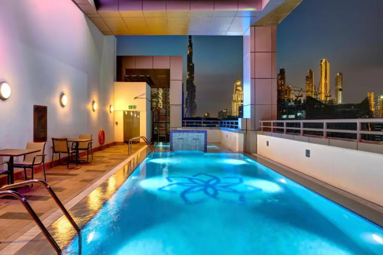 Royal Continental Suites photo 9