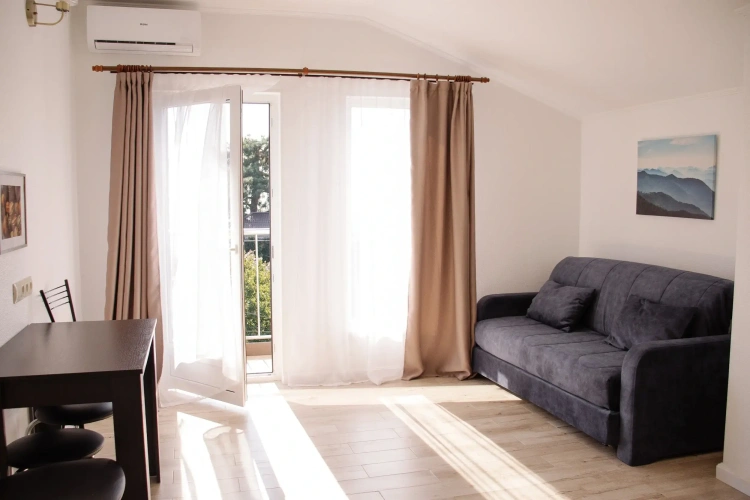 2 Bedrooms Quadruple Apartment with balcony and with sea view
