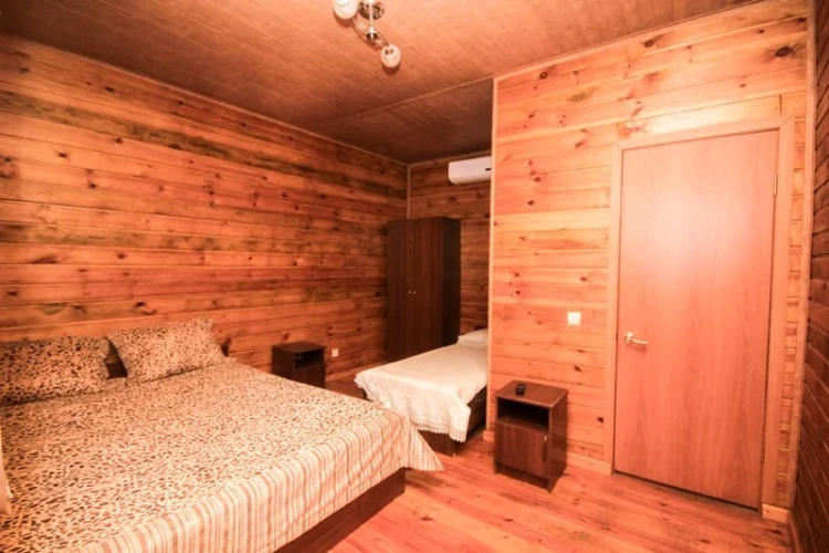 Economy Triple room with balcony