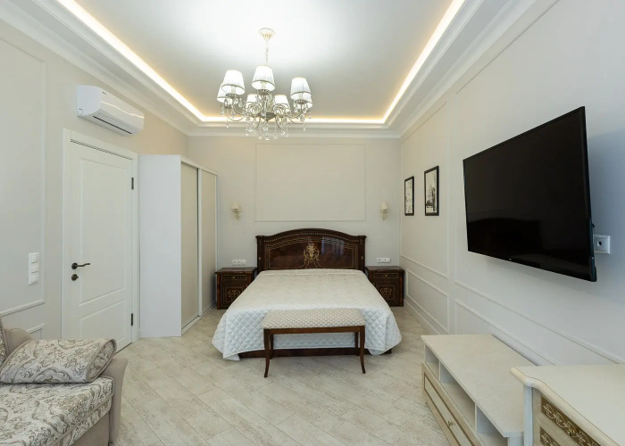 Lyuks v Tsentre Minska Flat
