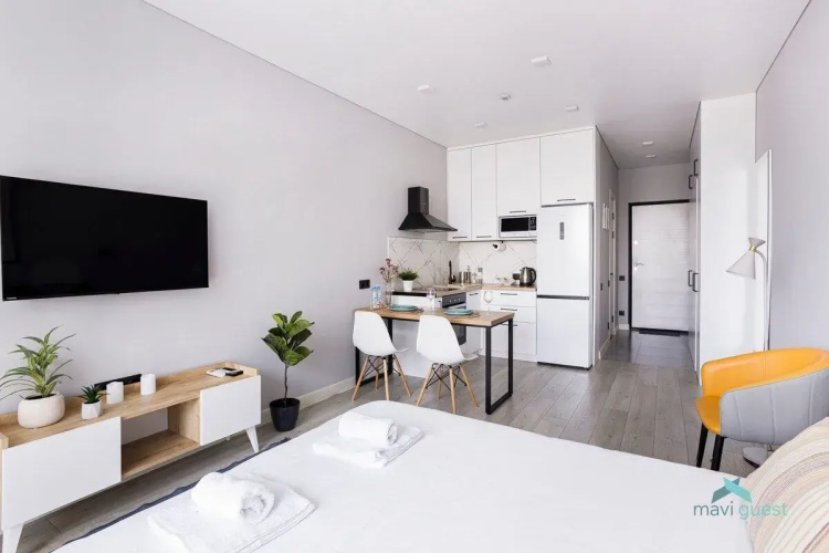 Sh8 2505 A Apartments