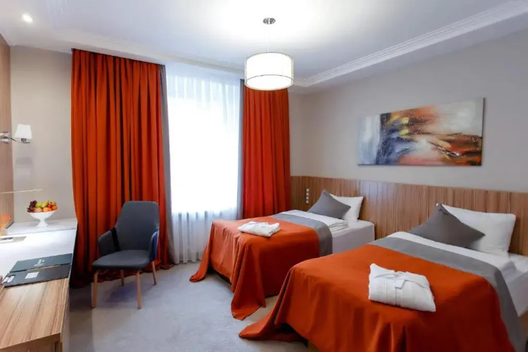 Mildom Premium Hotel