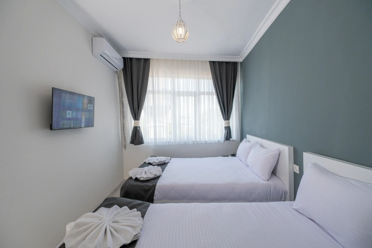 Superior Triple room