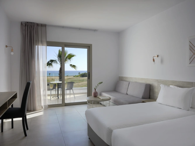 Standard room with sea view
