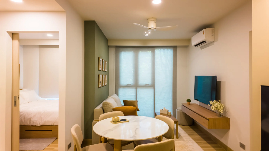 2 Spalni V Skypark Apartment