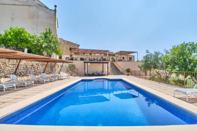 Can Riera by CheelHotels Hotel