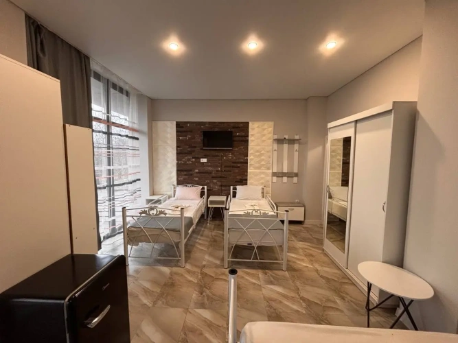 Standard Quintuple room with balcony